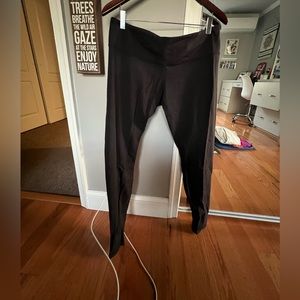 Lululemon Wunder Train Leggings- Size 10/12
